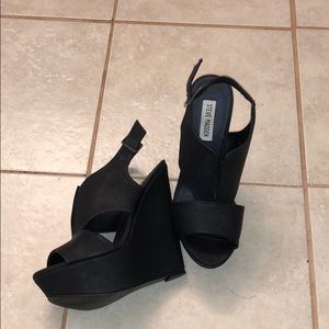 Steve Madden wedges